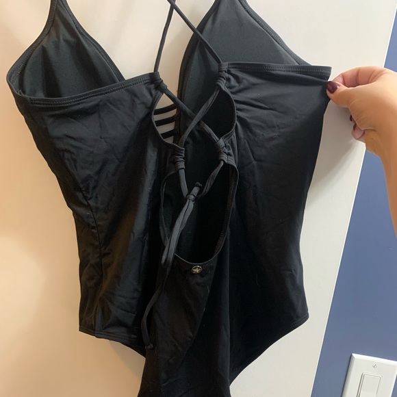 Brand New Back One Piece - Picture 3 of 5